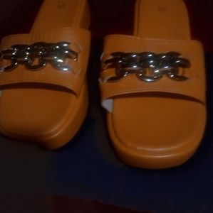 Women sandals